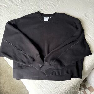 Aritzia sweater